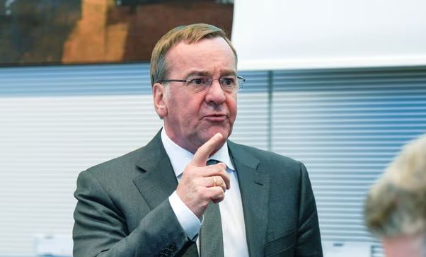 Ministri gjerman i Mbrojtjes: S’është marrë asnjë vendim për dërgimin e raketave Taurus në Ukrainë