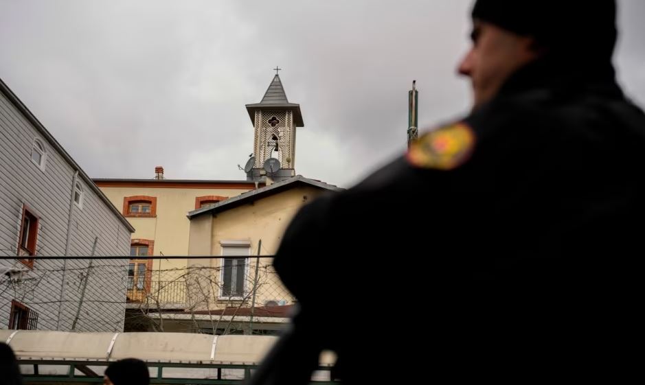 Shteti Islamik merr përgjegjësinë për sulmin në kishën e Stambollit