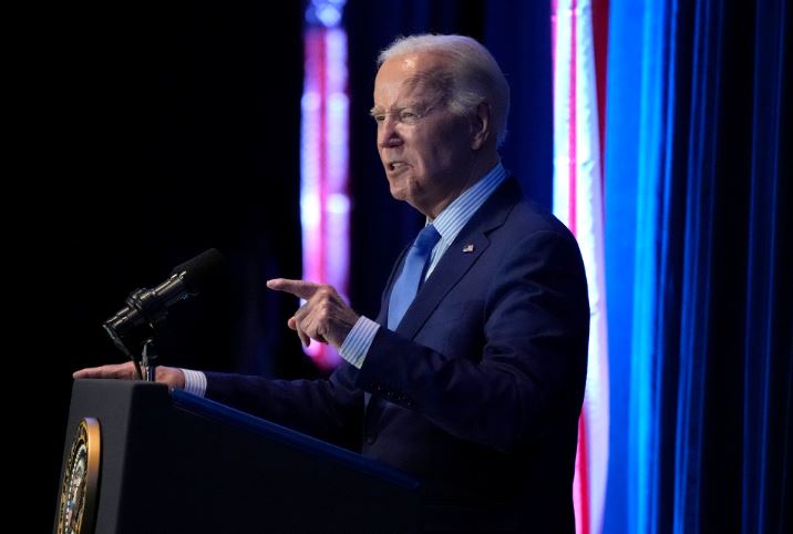 Biden fajëson grupet militante të mbështetura nga Irani për vrasjen e anëtarëve të shërbimit amerikan