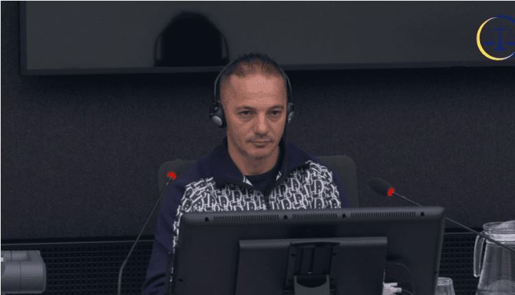 Në seancë private për publikun, Safet Gashi fillon dëshminë në gjykimin ndaj Pjetër Shalës