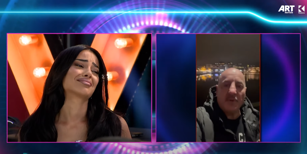 Kader emocionohet shumë pasi pranon video mesazhe nga familjarët përfshirë babain e saj (VIDEO)