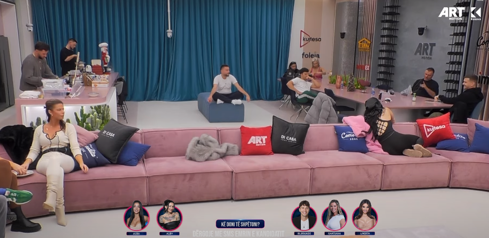 Adri drejtuar Bucit: Të ka mbetur veç të të kap Shqipja për veshi (VIDEO)