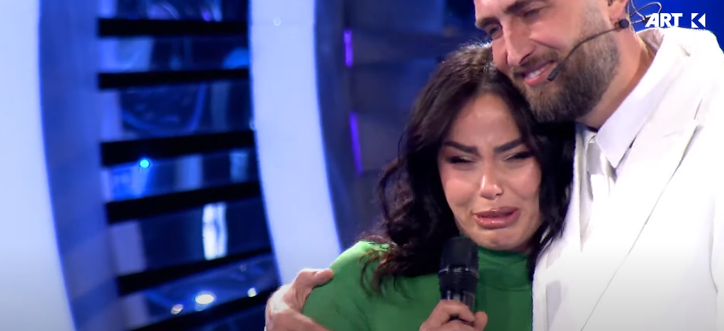 Linda zotohet se në BBVK s'ka hyrë për çmimin e madh, por për t'u rikthyer në skenë (VIDEO)