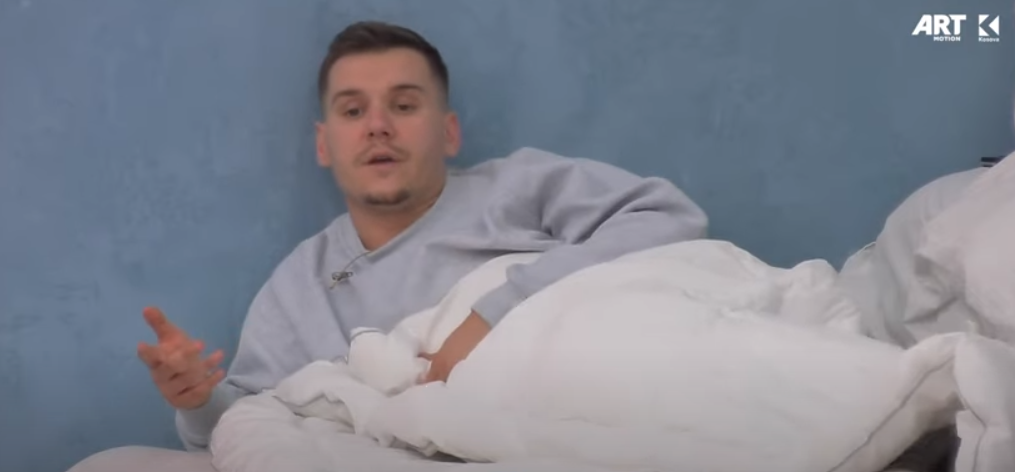 Adri thotë se "videoja e Ganiut duke konsumuar alkool sigurisht ka qenë virale" (VIDEO)