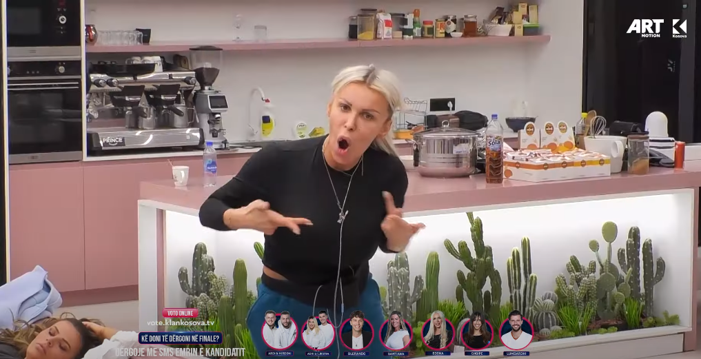 Edona drejtuar Blerandos: E ke gojën e fëlliqur, edhe sytë si i ke i tut njerëzit (VIDEO)