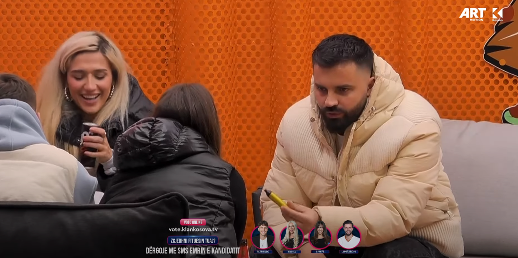 "Sa vjeçar është shoferi?", Meti i tregon një barsoletë Shqipes dhe ka një pyetje për të (VIDEO)