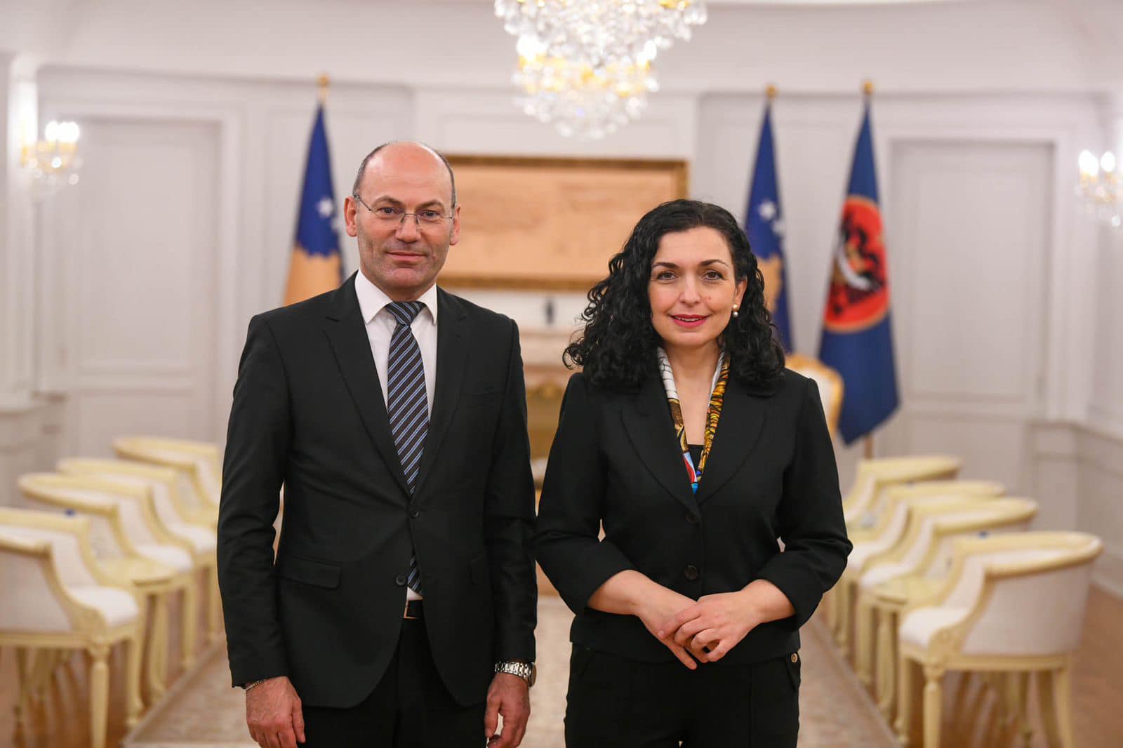 Vehbi Miftari dhe presidentja Vjosa Osmani