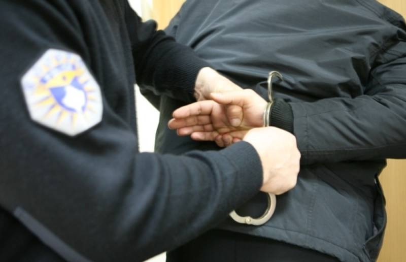 Arrestohet një burrë në Prishtinë, rrahu gruan dhe vajzën e tij
