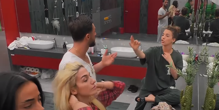 Adri i hedh kunja Shqipes teksa po fliste me Lumbardhin (VIDEO)