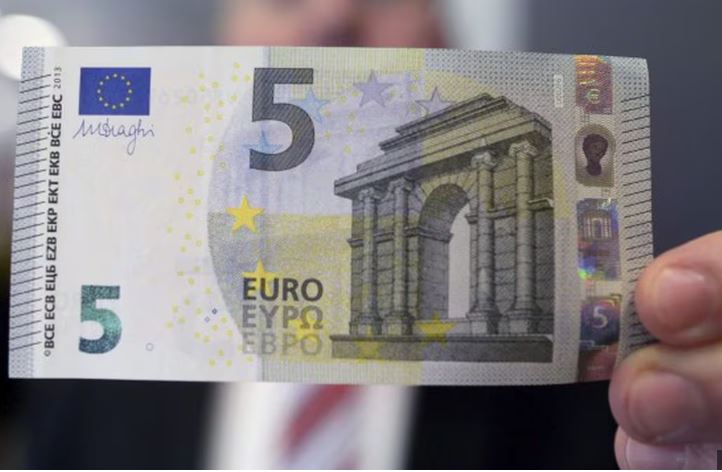 U mundua ta korruptojë me 5 euro policin në Prizren, arrestohet shtetasi i Serbisë