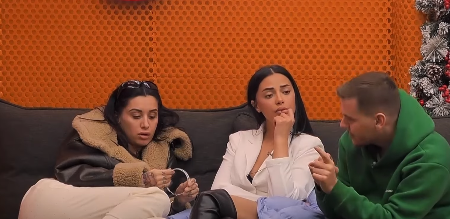 Loja e mbrëmshme me pyetjet, flasin Alby, Kaderi dhe Adri (VIDEO)