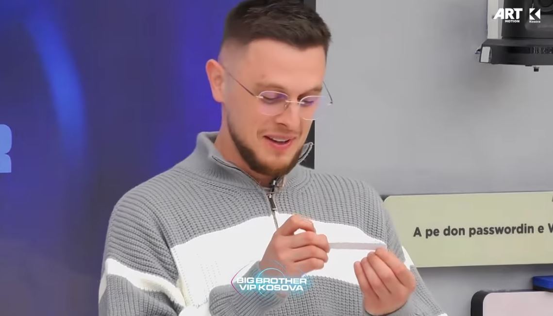 Loja me pyetje, si quhet e dashura e parë e Ardit? (VIDEO)