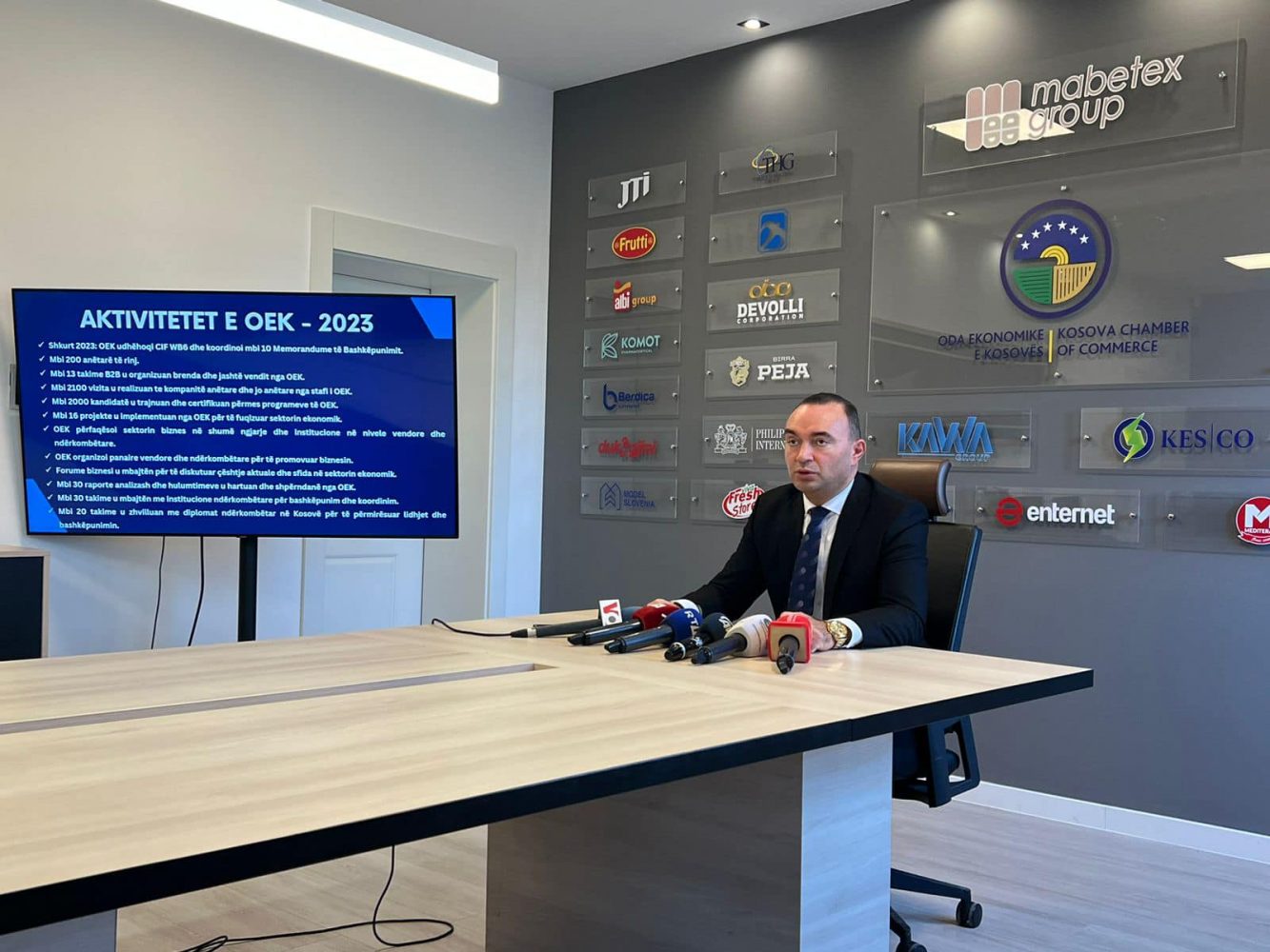 Rafuna: 67% e bizneseve janë të shqetësuara nga largimi i punëtoreve pas liberalizmit