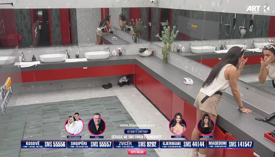 Blerando interesohet për gjendjen e Albës, e pret në banjo ndërkohë që ajo e injoron (VIDEO)