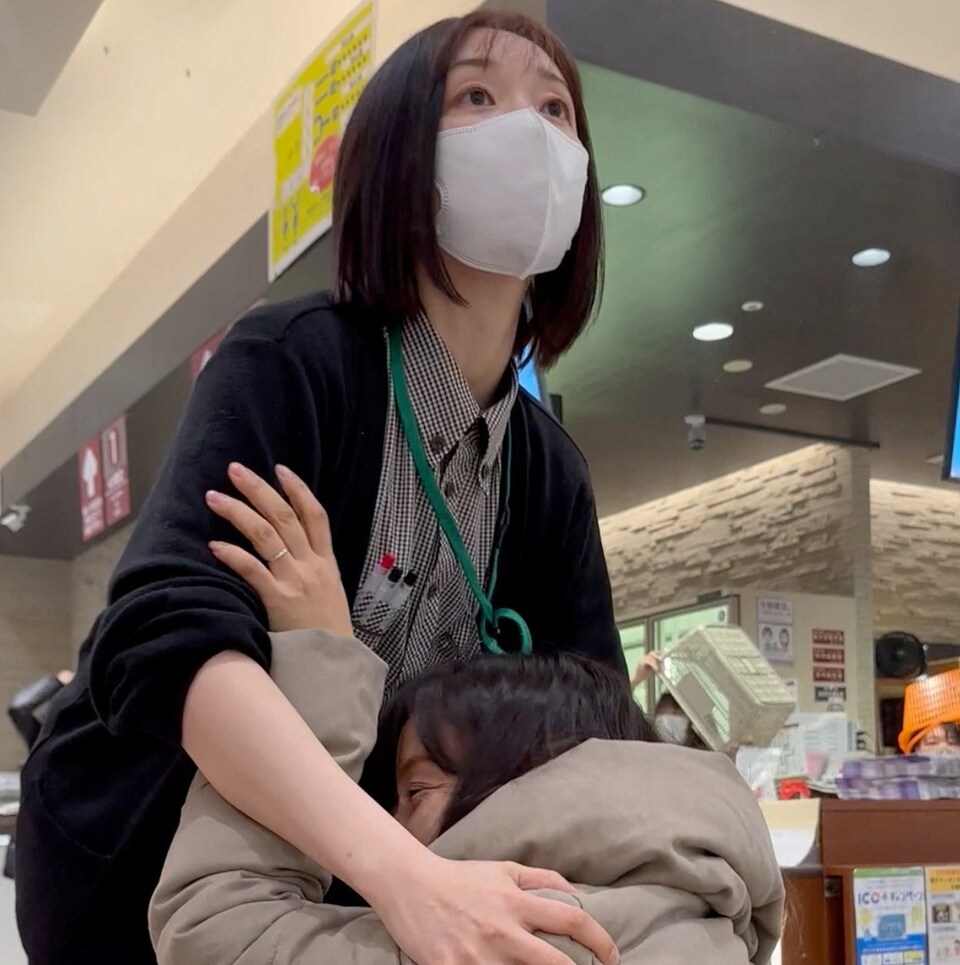 Spitalet mbushen pas tërmetit në Japoni, nuk raportohet për të vdekur