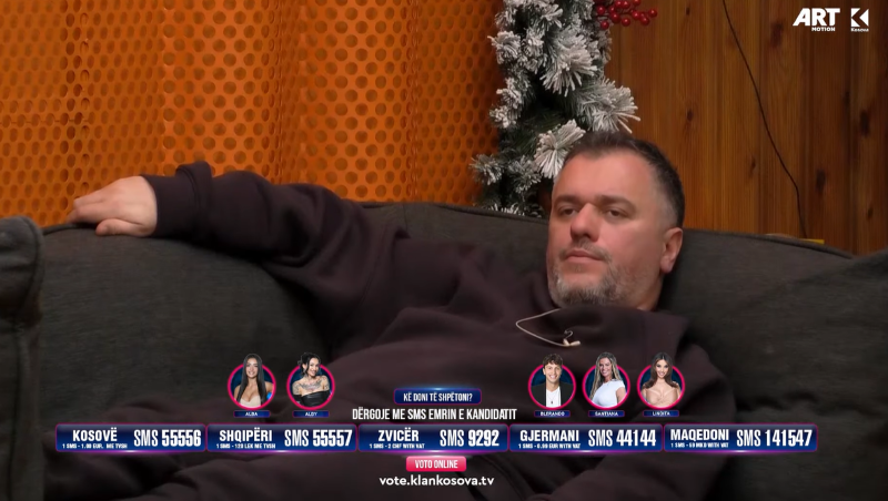 "Rri në suaza të lojës, mos prek jashtë" - fjalosen Ylli dhe Gania (VIDEO)