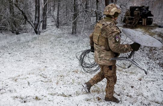 Ukraina kërkon të ndalojë përdorimin rus të Starlinkut