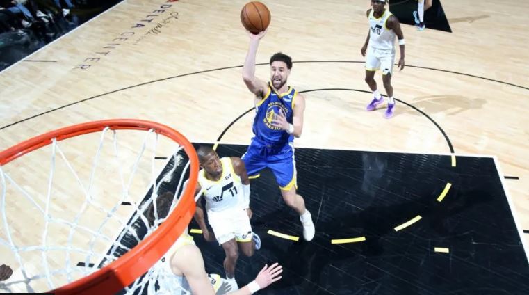 Thompson shkëlqen në fitoren e Warriors duke bërë paraqitjen e tij të parë në 12 vjet nga banka rezervë