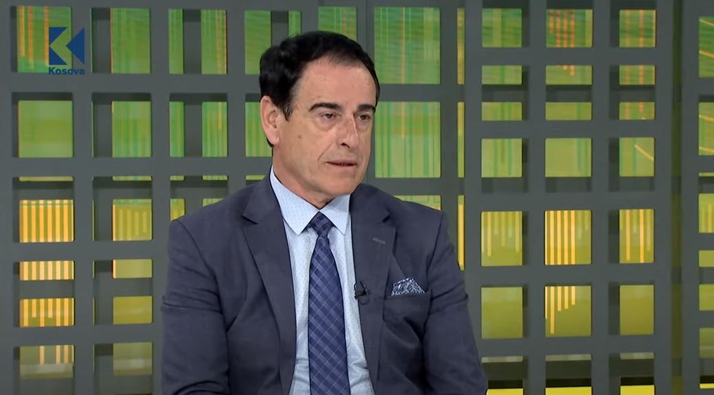 Ibishi: Burns erdhi në Kosovë për aspektin e sigurisë, Vuçiqi nuk tregoi të vërtetën e takimit