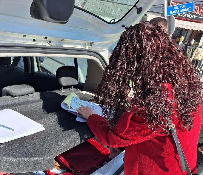 Inspektohen linjat e rregullta të transportit dhe taksitë ilegal në kryeqytet, shqiptohen katër gjoba