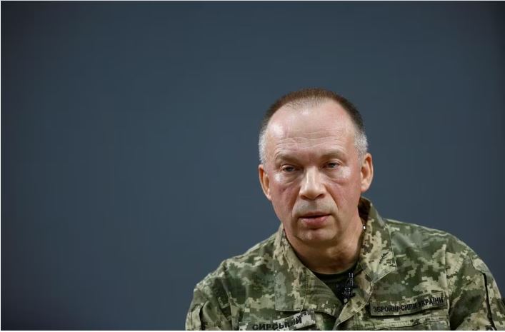 Gjenerali i lartë i Ukrainës dhe ministri i Mbrojtjes vizituan postet pranë vijës së frontit