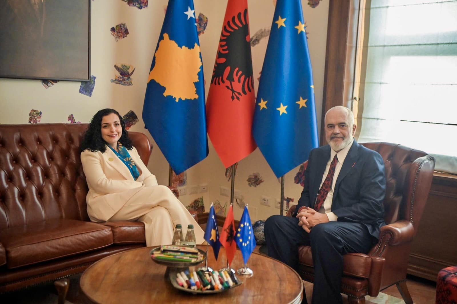 Osmani takon Ramën: Diskutime e koordinim në të mirë të Kosovës e të Shqipërisë