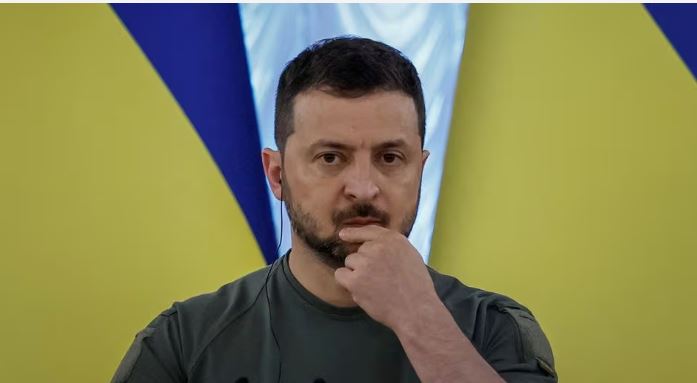 Zelensky thotë se konsideron zëvendësimin e disa zyrtarëve ukrainas, jo vetëm ushtarakë