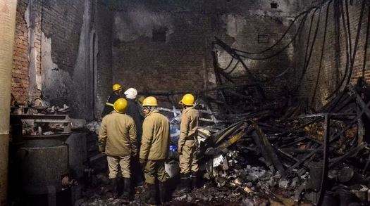 11 të vdekur dhe katër të lënduar pas një zjarri në New Delhi të Indisë