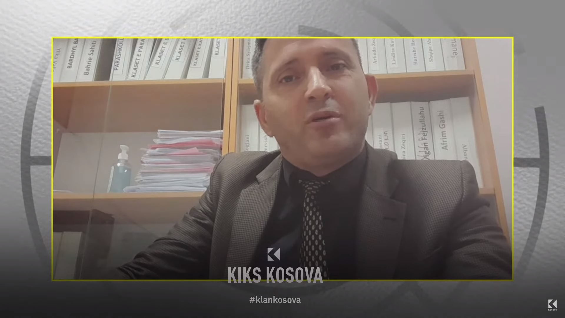 Mësimdhënësi: Po detyrohemi të mbajmë dy puna për t'i përballuar shpenzimet mujore (VIDEO)