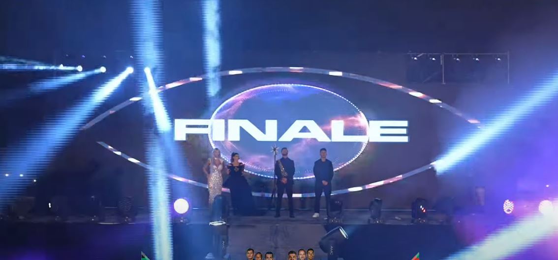 Momenti drithërues kur u kumtuan votat e publikut për 4 finalistët (VIDEO)