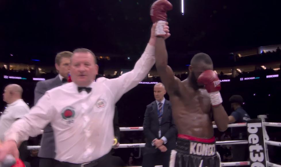Florian Marku mposhtet nga Chris Kongo