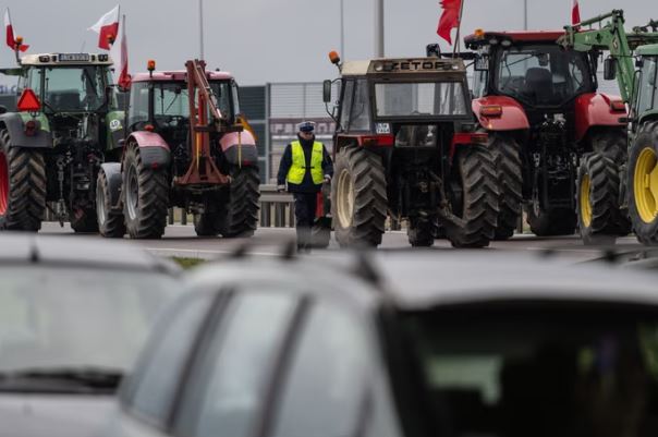 Polonia dhe Ukraina në bisedime për mosmarrëveshjen e importeve të fermave