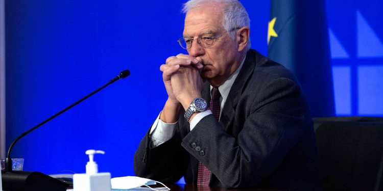 Borrell thotë se pret që BE-ja t'i heq sanksionet ndaj Kosovës