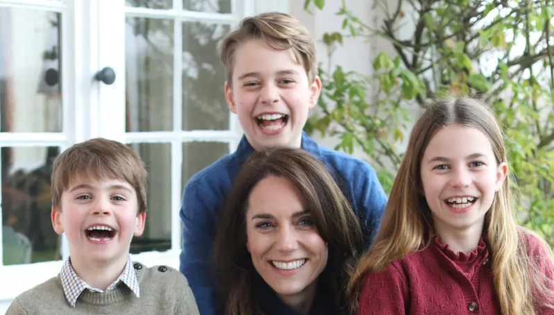 Një person i afërt i Kate Middleton tregon pse ajo editoi fotografinë