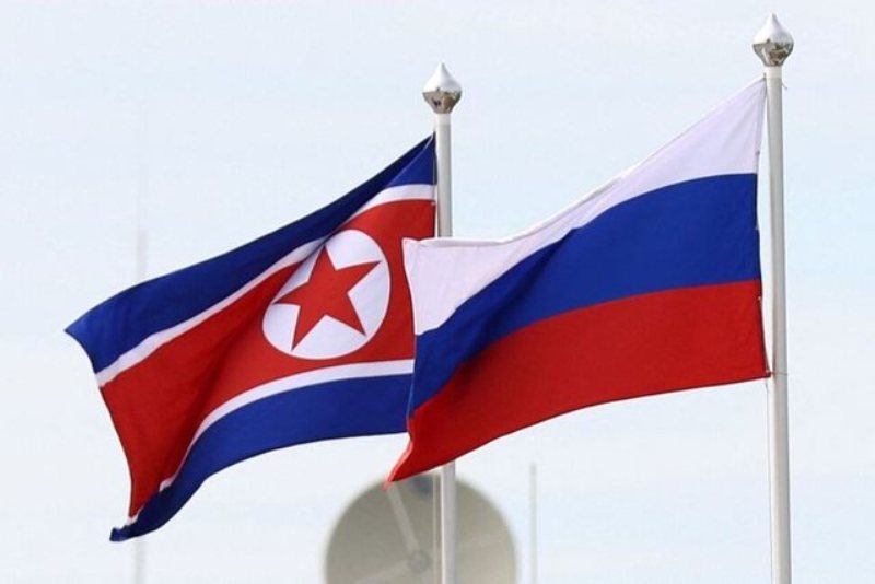 Koreja e Veriut i dërgon Rusisë 7 mijë kontejnerë me ndihma ushtarake