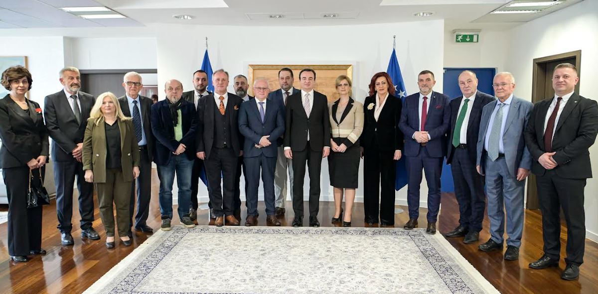 Kurti takohet me delegacionin boshnjak, flasin për bashkëpunim rajonal dhe zhvillim të integrimit ekonomik