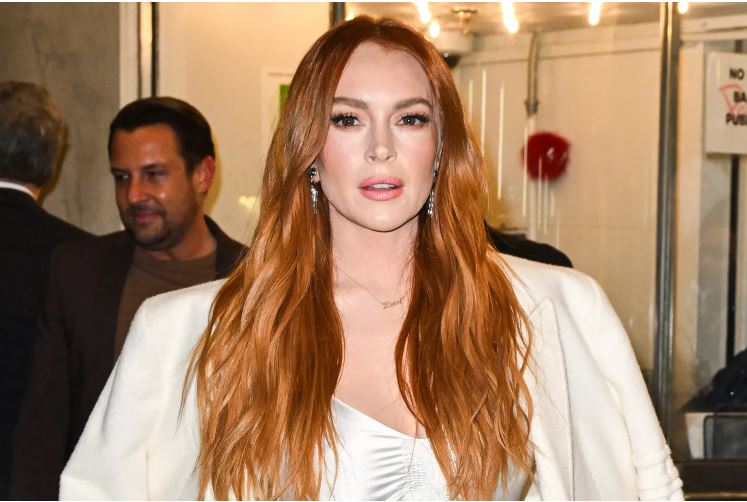 Lindsay Lohan thotë se djali i saj është i fikësuar pas flokëve, pasi ia tërheq asaj