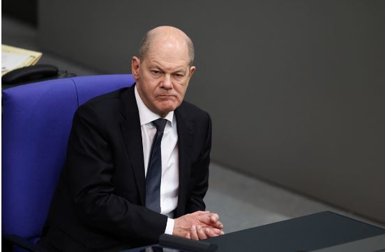 Scholz pritet t'i shtyjë shtetet tjera që ta ndihmojnë Ukrainën