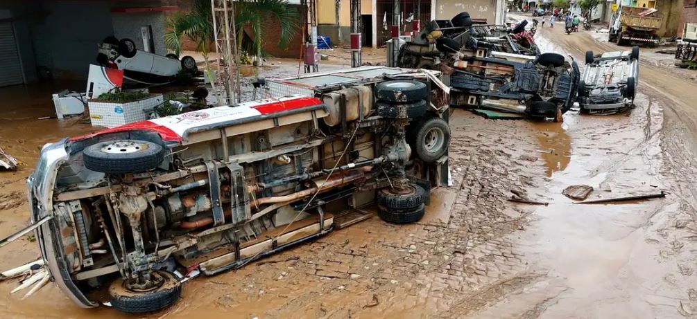 Qindra shtëpi të shkatërruara nga përmbytjet vdekjeprurëse në Brazil