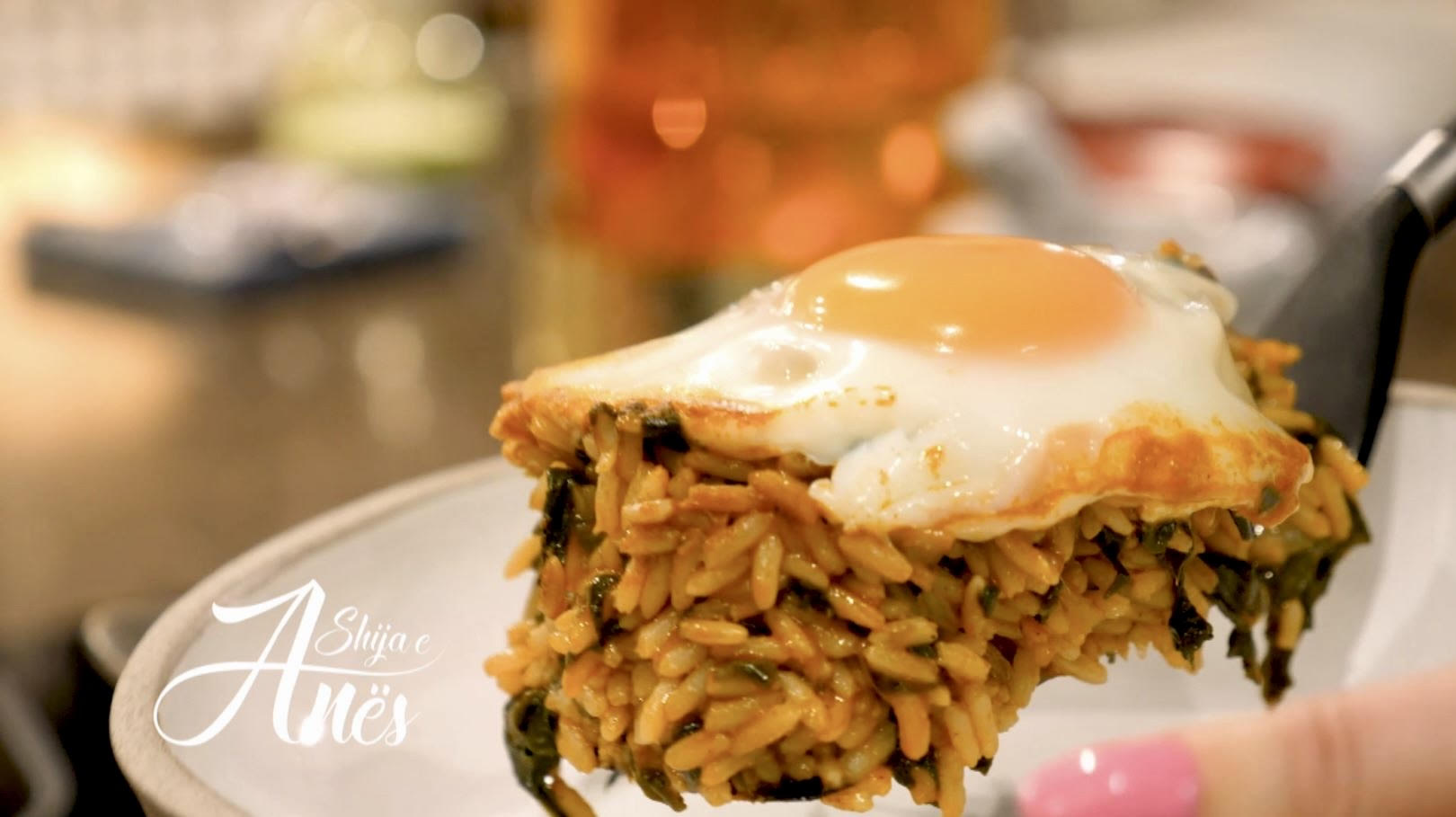 Receta e Shijes së Anës: Spinaq me oriz dhe vezë (Byrjan)