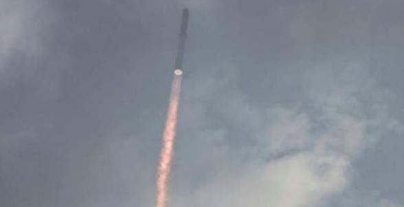 Elon Musk uron ekipin e SpaceX, Starship arrin shpejtësinë orbitrale