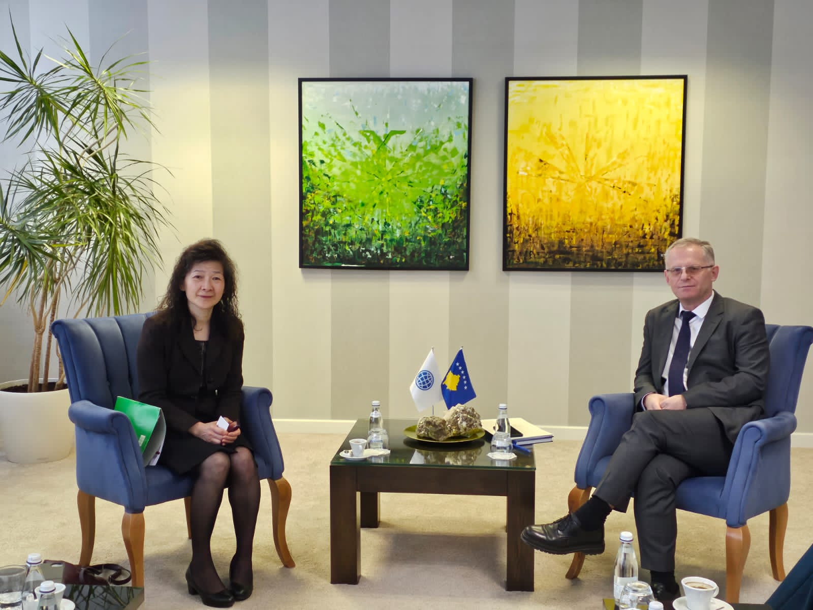 Bislimi takohet me Xiaoqing Yu të Bankës Botërore, përmendet avancimi i Kosovës drejt integrimit në SEPA