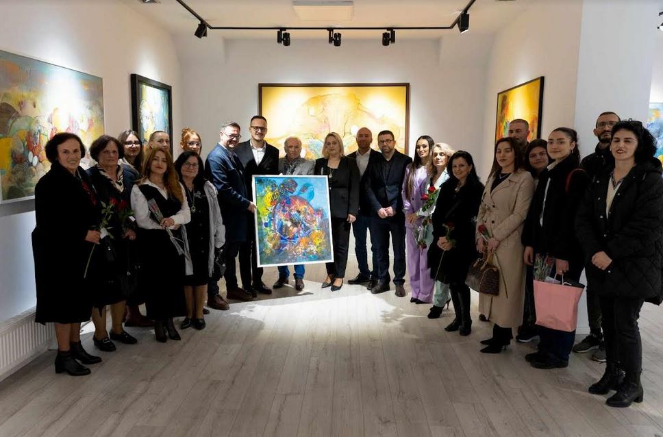Në Ditën Ndërkombëtare të Gruas, Hyseni me bashkëpunëtorë vizitojnë ekspozitën "Art dhe Trashëgimi", "Një jetë Art"