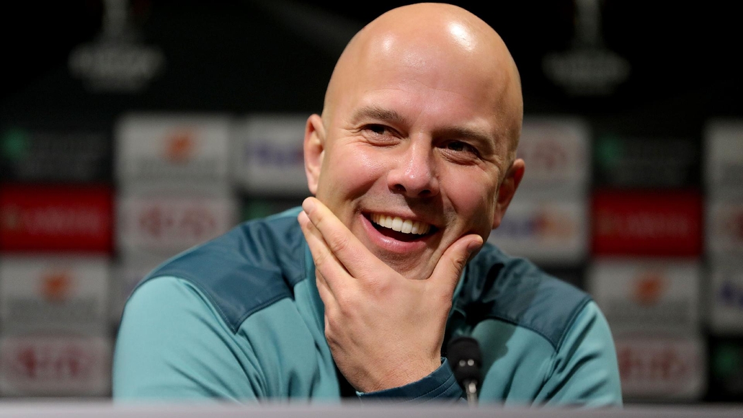 Arne Sloti i Feyenoordit favorit për t’u bërë trajner i Liverpoolit