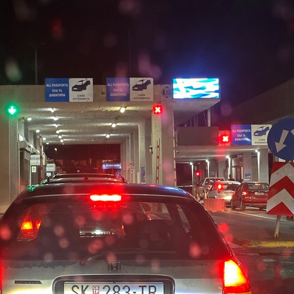 Ndalohet qarkullimi i mallrave në kufirin Bogorodicë-Evzoni