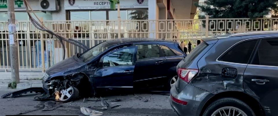 Aksident i rëndë në Shëngjin, përplasen tre makina, disa të lënduar