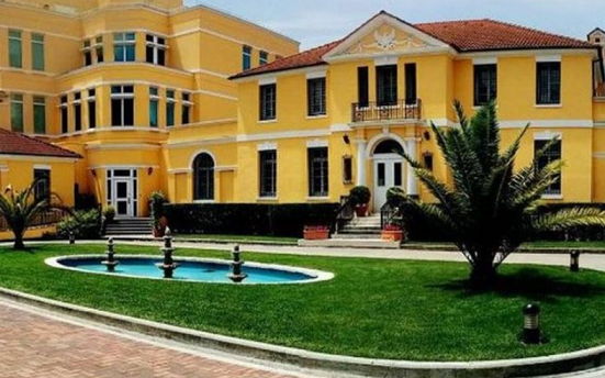 Ambasada e ShBA-së në Shqipëri i dënon veprimet e djeshme në parlamentin shqiptar