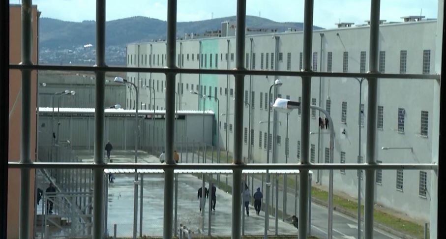 Shqipëri: Hyn në fuqi amnistia penale, përfitojnë 1100 të dënuar