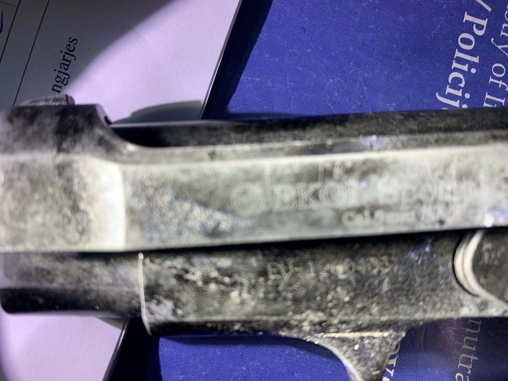 Arma e konfiskuar në Suharekë