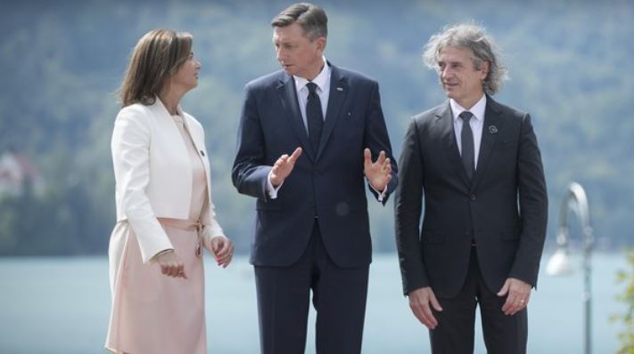 Kryeministri slloven po lobon që Pahor ta zë vendin e Lajçakut